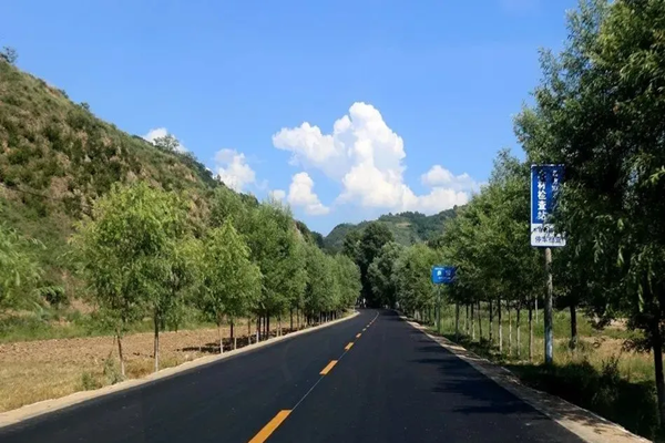 廠溪鎮(zhèn)雙山村、黑石村貧困戶人戶路硬化工程(2019年扶貧項(xiàng)目)
